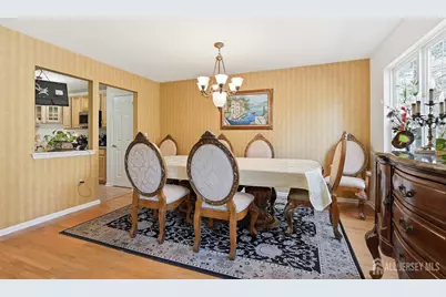 14 Linda Court, South Amboy, NJ 08879 - Photo 8