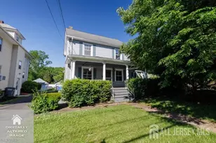 606 N Washington Ave N, Dunellen, NJ 08812 - Photo 2