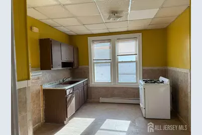 231 Myrtle Avenue, Irvington, NJ 07111 - Photo 22