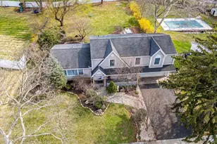 9 Colburn Rd, East Brunswick Township, NJ 08816 - Photo 4