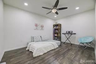 107 Charleston Dr, Monroe Township, NJ 08831 - Photo 22