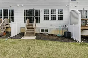 107 Charleston Dr, Monroe Township, NJ 08831 - Photo 38