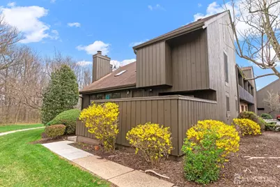 272 Westgate Drive, Edison, NJ 08820 - Photo 4