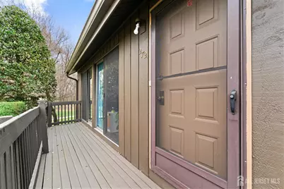 272 Westgate Drive, Edison, NJ 08820 - Photo 8