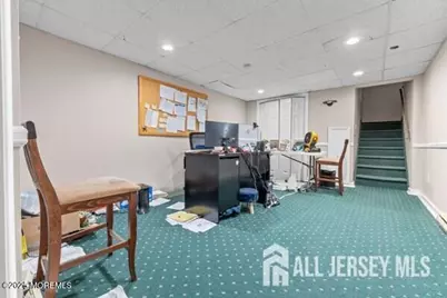 100 W Pond Road, Perth Amboy, NJ 08861 - Photo 4