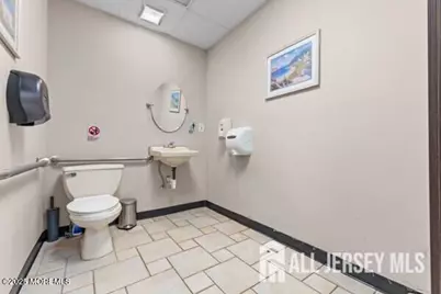 100 W Pond Road, Perth Amboy, NJ 08861 - Photo 6