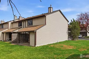 8401 Hana Rd, Edison, NJ 08817 - Photo 32