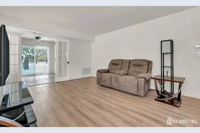 603 Jacob Court, South Brunswick Township, NJ 08810 - Photo 12