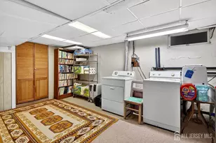 10 North Dr, East Brunswick Township, NJ 08816 - Photo 20