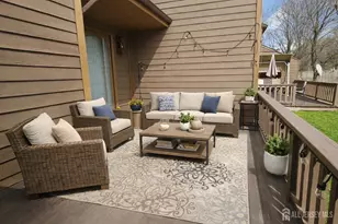 54 Holly Ct, Edison, NJ 08820 - Photo 40