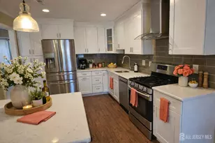 54 Holly Ct, Edison, NJ 08820 - Photo 18