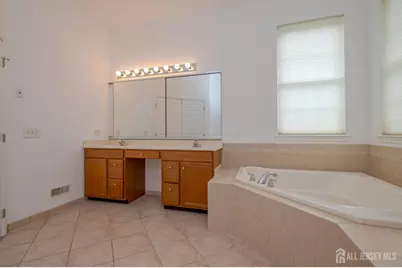 3 Hogan Way, Monroe Township, NJ 08831 - Photo 20
