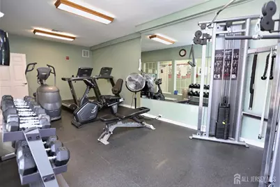 102 Wellington Park Drive, South Brunswick Township, NJ 08540 - Photo 4