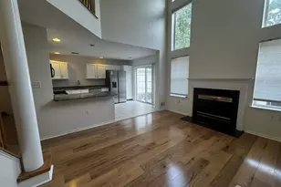 102 Wellington Park Dr, South Brunswick Township, NJ 08540 - Photo 4