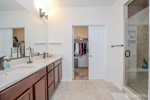 10 Traditions Pl, Monroe Township, NJ 08331 - Photo 16