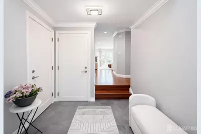 70 Sayre Drive, Plainsboro Township, NJ 08540 - Photo 4