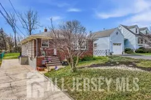 47 S Walnut Ave, Iselin, NJ 08830 - Photo 30