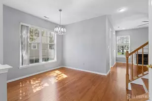 701 Dahlia Cir, South Brunswick Township, NJ 08810 - Photo 10