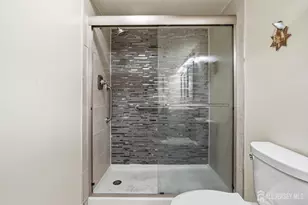 1C Cambridge Dr, Monroe Township, NJ 08831 - Photo 12