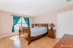 27 Ross Ct, East Brunswick Township, NJ 08816 - Photo 14