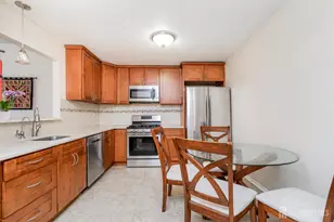 27 Ross Ct, East Brunswick Township, NJ 08816 - Photo 8