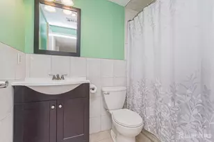 27 Ross Ct, East Brunswick Township, NJ 08816 - Photo 20