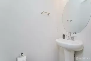 307 Peyton Pl, New Brunswick, NJ 08901 - Photo 6