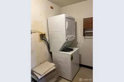 285 Hampshire Court, Piscataway Township, NJ 08854 - Photo 12