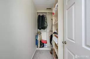 20 Hollywood Dr, Woodbridge Township, NJ 07095 - Photo 28