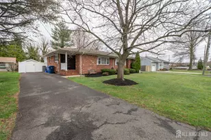 1033 Grove St, North Brunswick Township, NJ 08902 - Photo 40