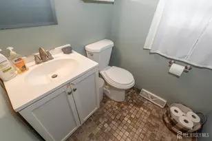 1033 Grove St, North Brunswick Township, NJ 08902 - Photo 22