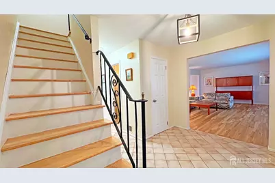 26 Lucille Court, Edison, NJ 08820 - Photo 2