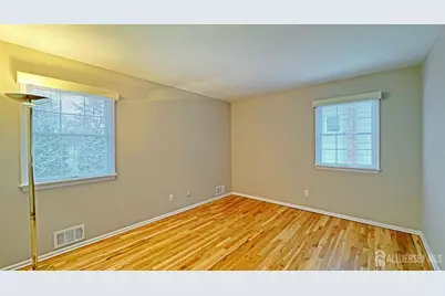 26 Lucille Court, Edison, NJ 08820 - Photo 14