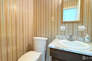 26 Lucille Ct, Edison, NJ 08820 - Photo 8