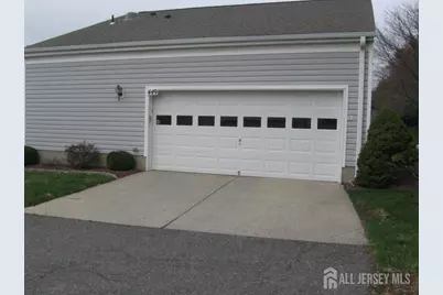 449 Bluebird Drive, Monroe Township, NJ 08831 - Photo 4