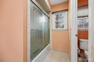 9 Chipwood Ln, North Brunswick Township, NJ 08902 - Photo 28