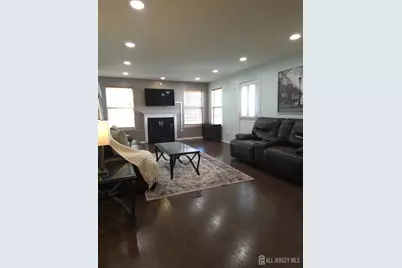 344 Bowler Court, Piscataway Township, NJ 08854 - Photo 4