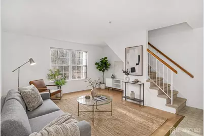 107 Prestwick Way, Edison, NJ 08820 - Photo 4