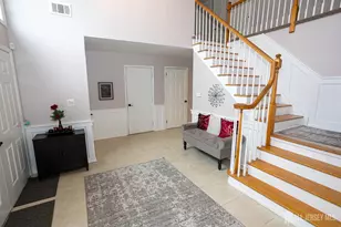31 Scarlet Dr, Sayreville, NJ 08859 - Photo 14