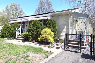 89 Oak Lane, Edison, NJ 08817 - Photo 2