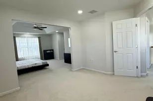 276 Morning Glory Dr, Monroe Township, NJ 08831 - Photo 24