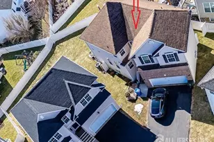 276 Morning Glory Dr, Monroe Township, NJ 08831 - Photo 2