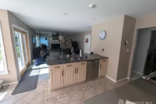 16 Dante Rd, Monroe Township, NJ 08831 - Photo 10