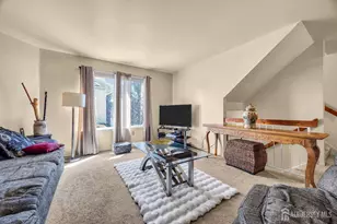 303 Holly Dr, Perth Amboy, NJ 08861 - Photo 4