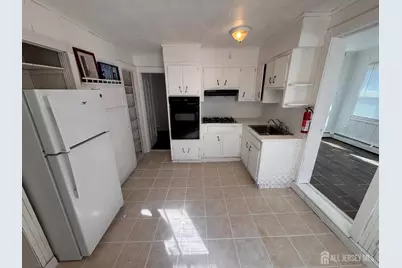 209 S Stevens Avenue S, South Amboy, NJ 08879 - Photo 10