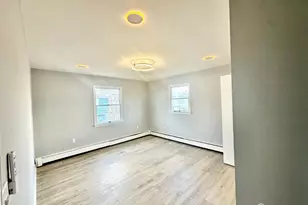 35 Fiat Ave, Iselin, NJ 08830 - Photo 14