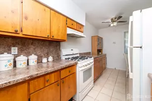 1 Connecticut Ct, Old Bridge Township, NJ 07747 - Photo 8
