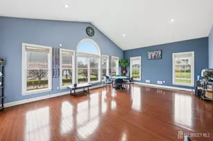 13 Linwood Dr, Monroe Township, NJ 08831 - Photo 22