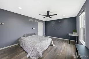 13 Linwood Dr, Monroe Township, NJ 08831 - Photo 38