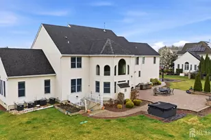 13 Linwood Dr, Monroe Township, NJ 08831 - Photo 44